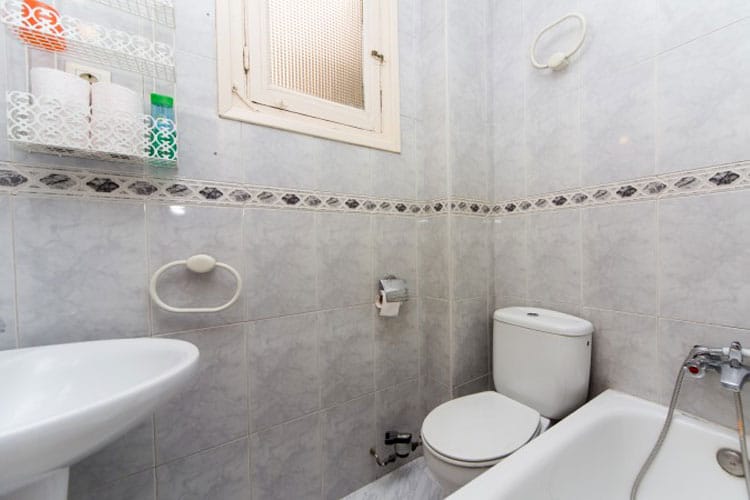 Shared student apartments near Madrid language schools